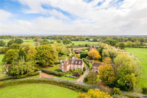 7 bed property, in Biddenden, £1,500,000