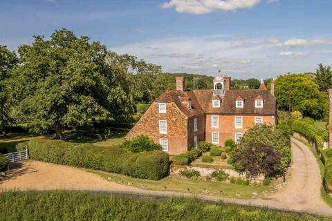 7 bed property, in Biddenden, £1,500,000