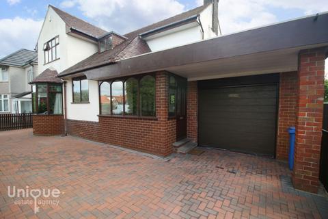 3 bed property, in Fleetwood Road, £250,000