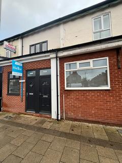 1 bed property, in Gorton Road (Flat A & Flat B), £230,000