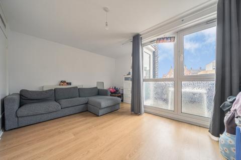 3 bed property, in Black Prince Road, £400,000