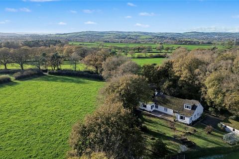5 bed property, in Kentisbeare, £575,000