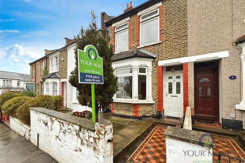 3 bed property, in Howarth Road, £400,000