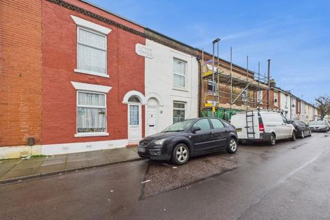 3 bed property, in Stansted Road, £180,000