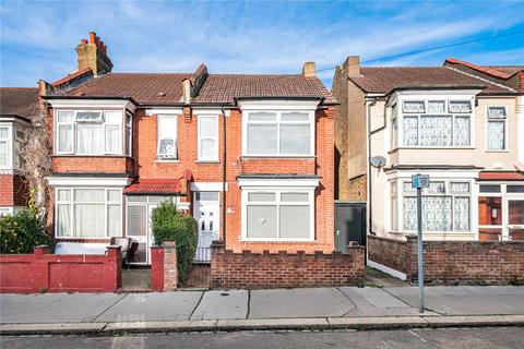 3 bed property, in Mersham Road, £500,000