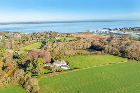5 bed property, in Yarmouth, £2,500,000