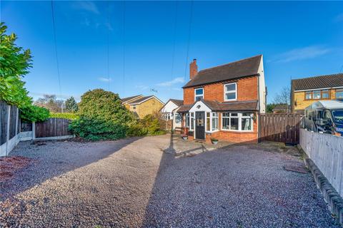 3 bed property, in Commonside, £425,000