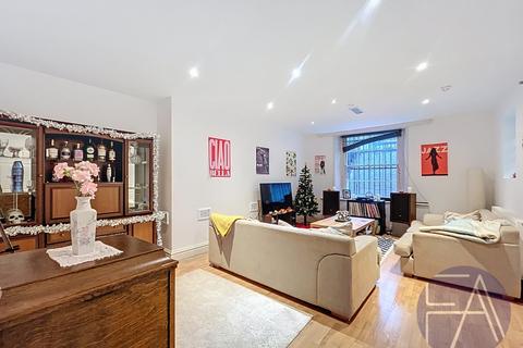 8 bed property, in Liverpool, £700,000