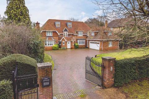 6 bed property, in Burtons Way, £3,500,000