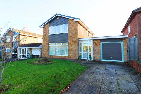 3 bed property, in Burton Farm Road, £400,000