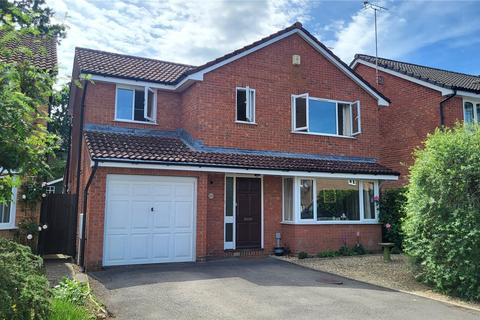 4 bed property, in Bryony Gardens, £390,000