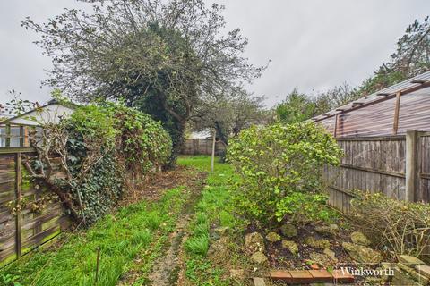 3 bed property, in The Chase, £525,000