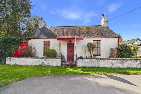 3 bed property, in Glenearn, £245,000