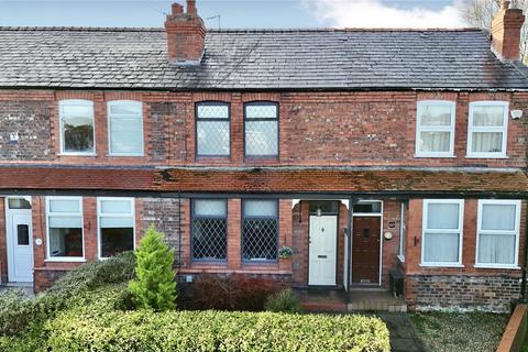2 bed property, in Garden Hey Road, £220,000