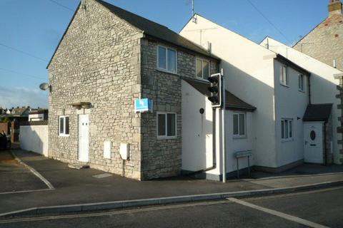 2 bed property, in Easton Square, £225,000
