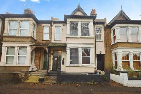 7 bed property, in Toledo Road, £480,000