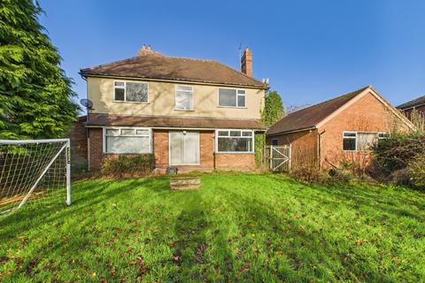 3 bed property, in Christ Church Lane, £450,000