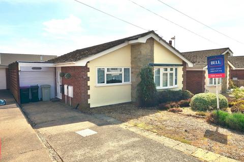 2 bed property, in 27 Banovallum Gardens, £172,500