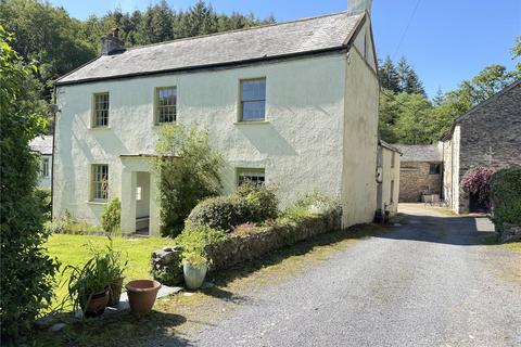 6 bed property, in Muddiford, £795,000