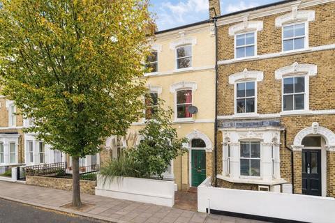 4 bed property, in Ferndale Road, £1,150,000