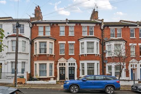 4 bed property, in Garfield Road, £1,100,000