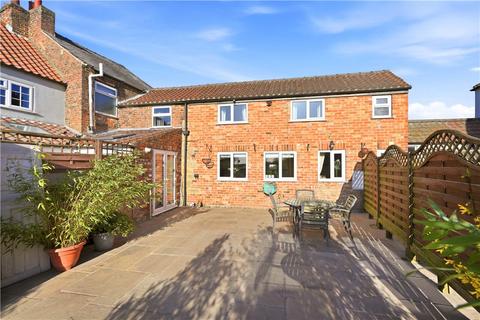 3 bed property, in Norton Le Clay, £369,950