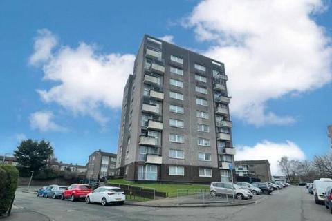 2 bed property, in Becton Place, £189,000