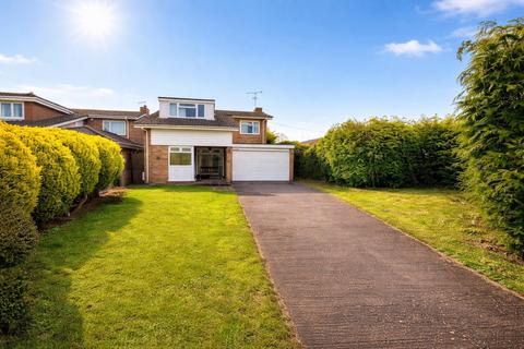 4 bed property, in Washbrook Close, £635,000
