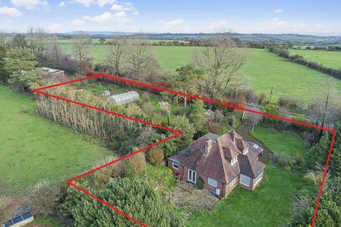 3 bed property, in Sigwells, £624,000