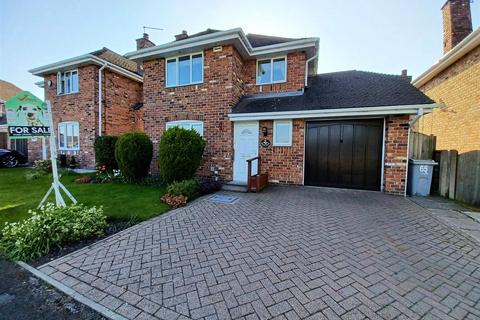 4 bed property, in Henshall Hall Drive, £415,000