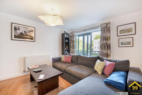 3 bed property, in Fitzgerald House, £599,950