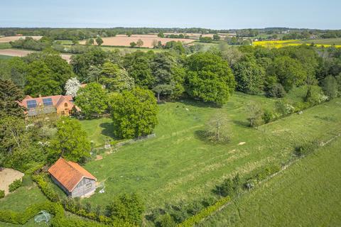 6 bed property, in Skeyton, £1,150,000