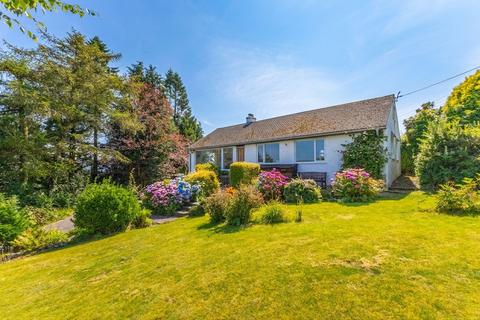 3 bed property, in Cunswick End, £650,000