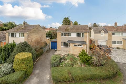 3 bed property, in Redlands Close, £410,000
