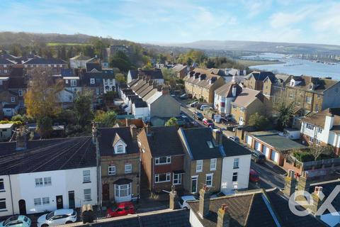 3 bed property, in Ridley Road, £335,000