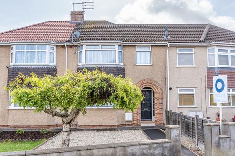 3 bed property, in Heath Road, £375,000