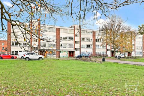2 bed property, in The Plain, £210,000