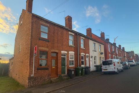 2 bed property, in 24 Long Acre, £150,000