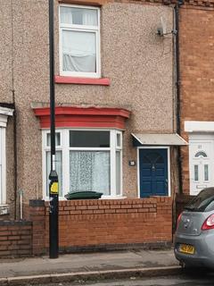 3 bed property, in Station Street East, £175,000
