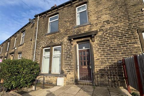 4 bed property, in Huddersfield Road, £160,000
