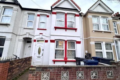 4 bed property, in Hambrough Road, £539,000