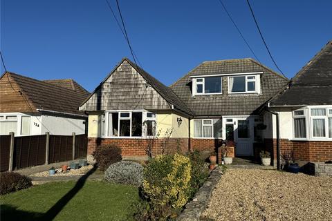 3 bed property, in Gore Road, £350,000