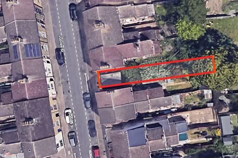 Land, in Jubilee Street: Woodston, £80,000