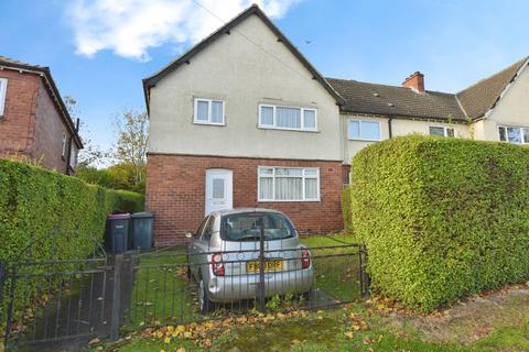 3 bed property, in East Avenue, £120,000