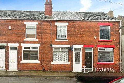 2 bed property, in Richmond Street, £125,000