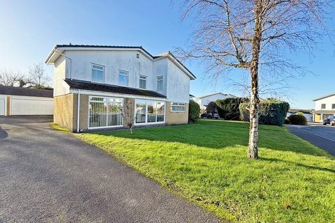 4 bed property, in Penygroes, £595,000