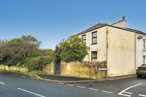3 bed property, in 8 South Road, £149,950