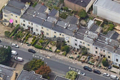 7 bed property, in Bath Road, £500,000