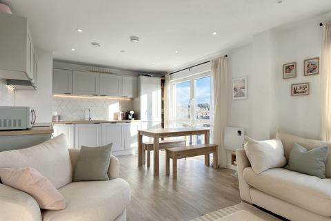 1 bed property, in The Observatory, £210,000