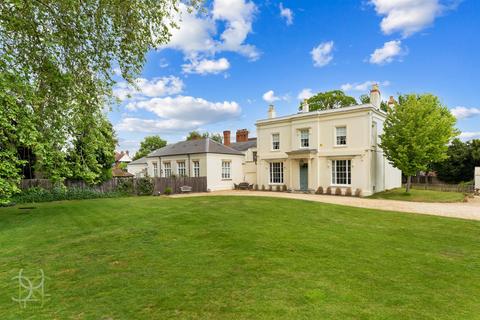 5 bed property, in Greenhill, £1,200,000